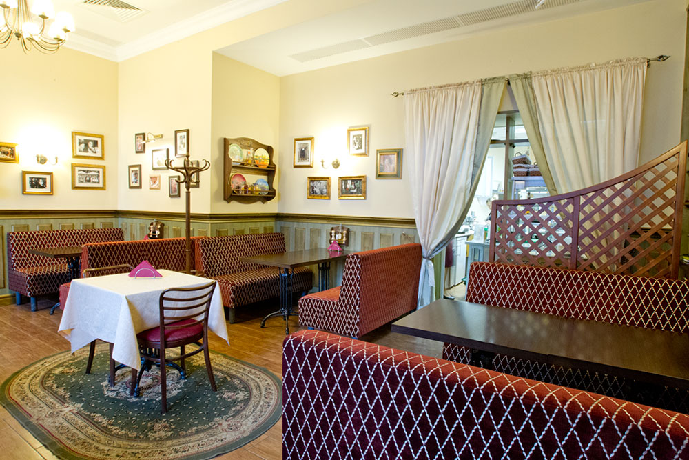 фото зала Рестораны Итальянский ресторан "Pasta Grande" на 2 некурящих зала с открытой кухней мест Краснодара