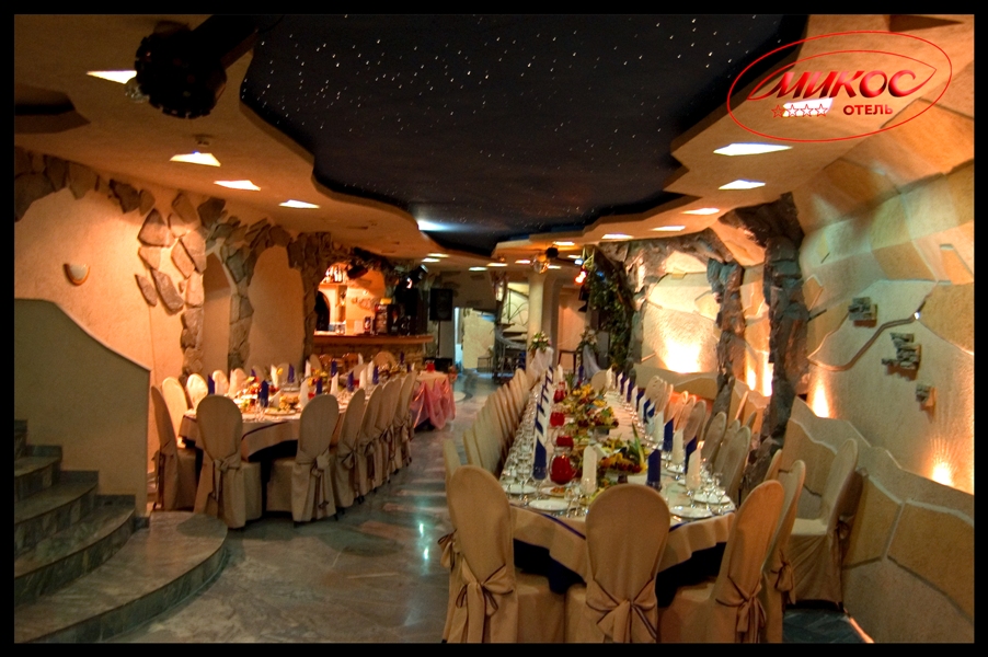 фотка помещения для мероприятия Рестораны МИКОС на 80 номеров Краснодара