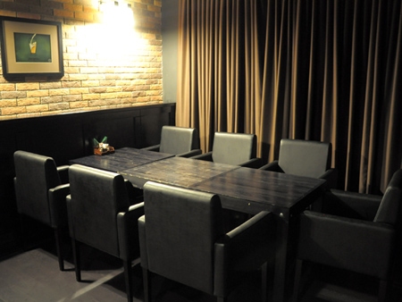 фотоснимок помещения для мероприятия Рестораны Нева на 8 мест Краснодара
