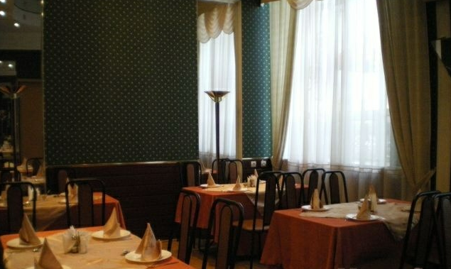 фотоснимок зала для мероприятия Рестораны Пермь-II» на 3 мест Краснодара
